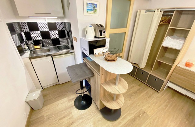 Studio near the city center