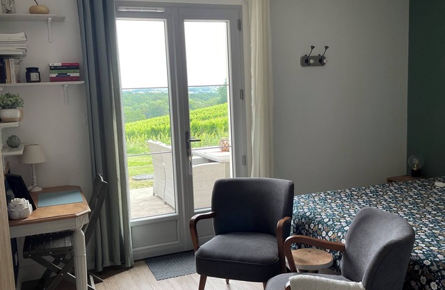 Studio nid du Vallon au Coeur du Vignoble de Monbazillac sur la Route des Vins