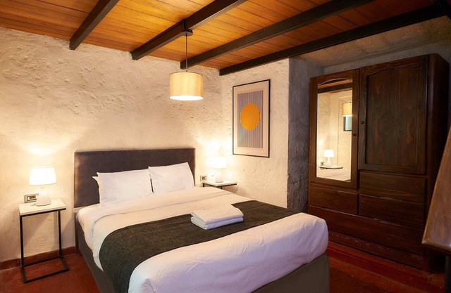 Studio Room with 2 Beds in Vibrant Arequipa City