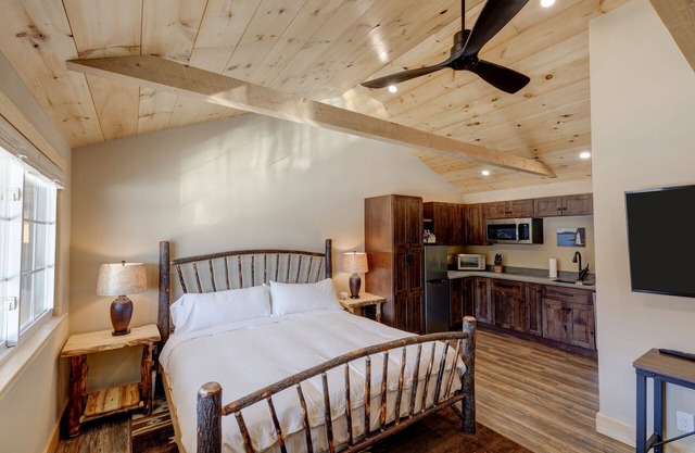 Studio Suite #9 at The Lodge | Minutes from Sunapee Harbor & Mount Sunapee