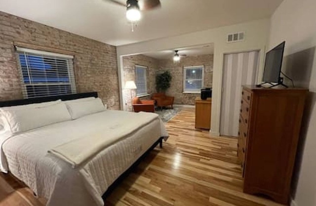 Studio Suite - One Bedroom Apartment, Sleeps 2