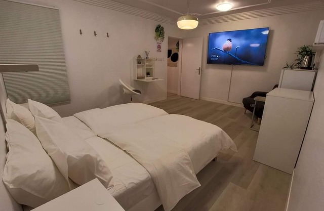 studio with 2 beds & office space IKEA Design
