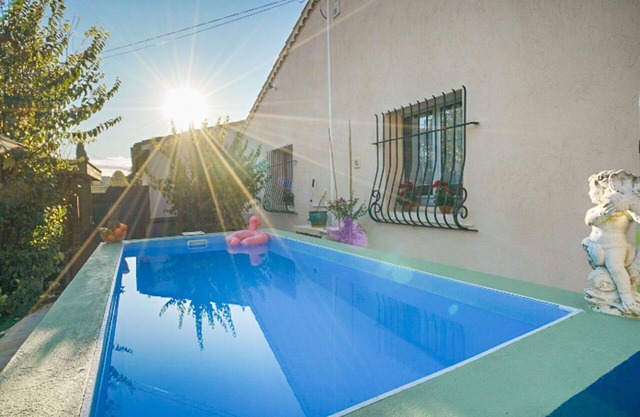 Stunning private villa with A/C, WIFI, private pool, TV, terrace, pets allowed and parking
