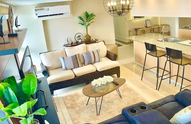 Stunning 2.5 Br @Eastwood Global Luxury Residence Plaza