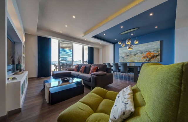 Stunning 3BR Xemxija home with Breathtaking Views!