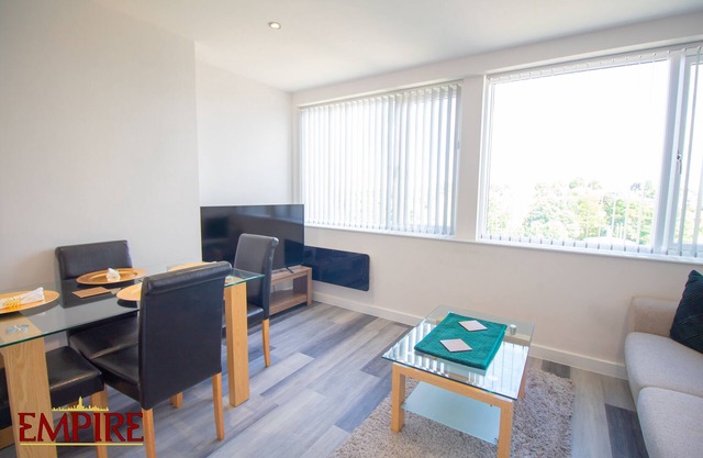 Stunning Apartment on Coventry Road!