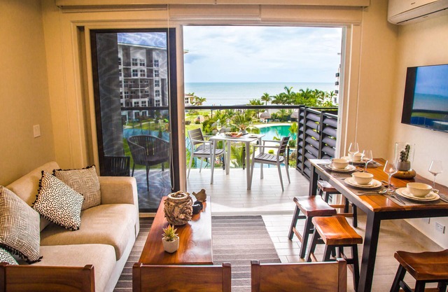 Stunning Beach ⭐ Fabulous Pool ⭐ Incredible View ⭐ Elegant Space w Chefs Kitchen