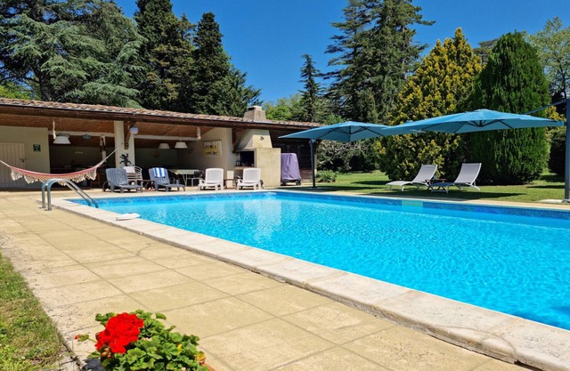 Stunning Domaine, heated pool and large gardens, Mirepoix 4km Carcassonne 35km