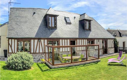 Stunning Home In Criquetot-L'esneval