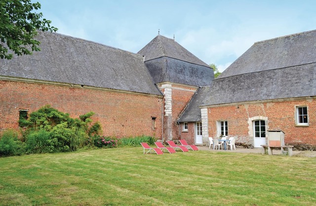 Stunning home in Gouy Saint Andre