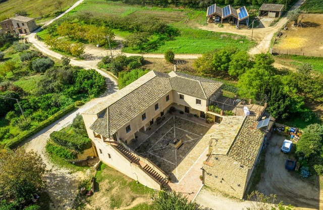 Stunning home in Caltagirone with WiFi