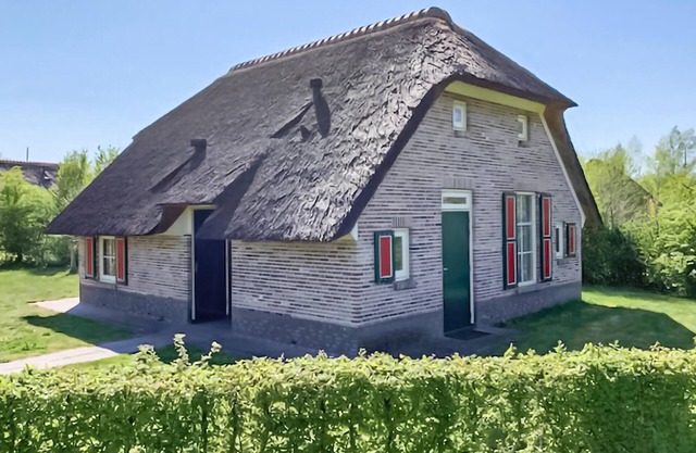 Stunning home in Den Ham with WiFi