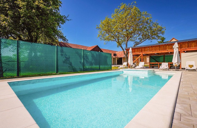 Stunning home in Ivanska