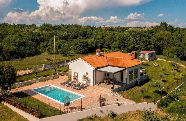Stunning home in Labin - Rabac