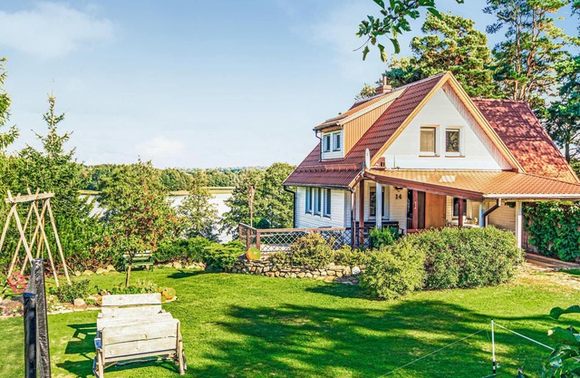 Stunning home in Mragowo
