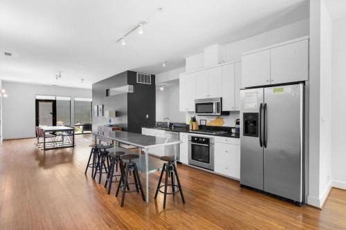 Stunning Modern Apt in Nulu