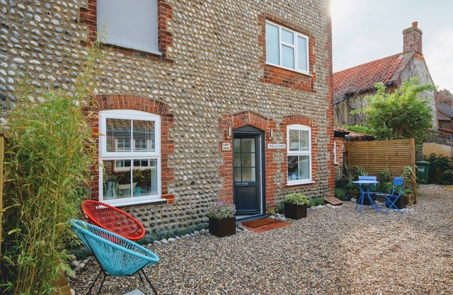 Stunning North Norfolk Home from Home by the Beach