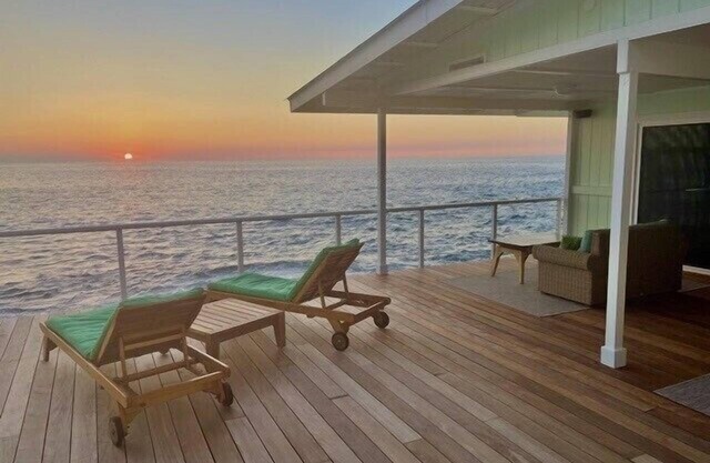 Stunning oceanfront cottage