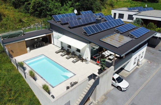 Stunning private villa for 6 people with WIFI, pool, TV, patio, panoramic view and parking