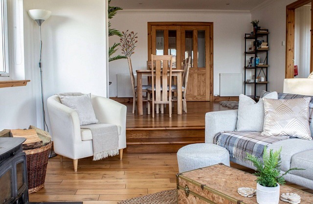 Stunning private villa for 6 people with TV