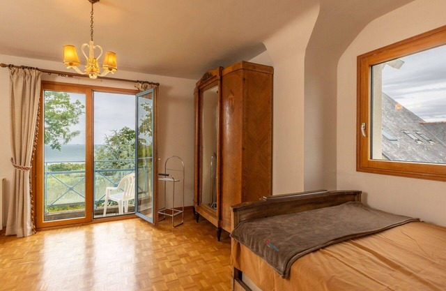 Stunning private villa for 13 people with WIFI, TV and terrace