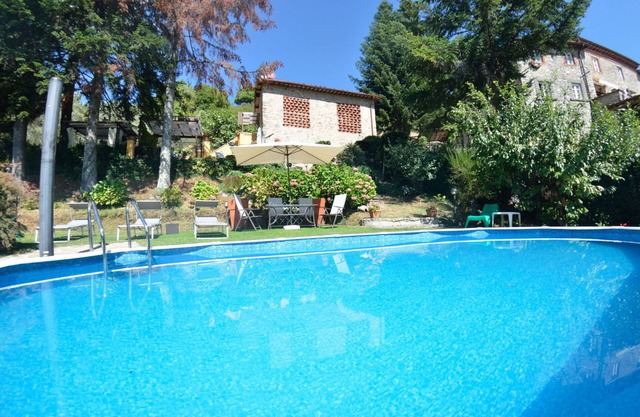 Stunning private villa with WIFI, hot tub, private pool, A/C, TV, terrace, panoramic view, parking