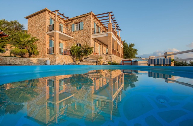 stunning seaview villa!