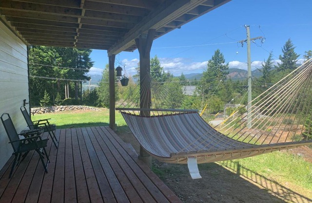 Stunning Studio in Heart of East Sooke