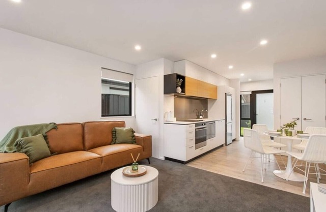 Style Location New Sunny 2Bdrms Free Park