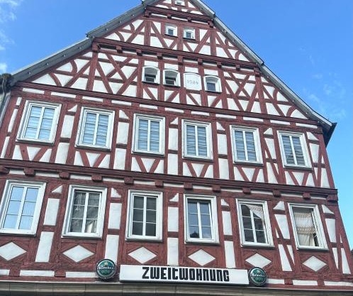 Stylisches Apartment mit großem Tageslichbad am Marktplatz