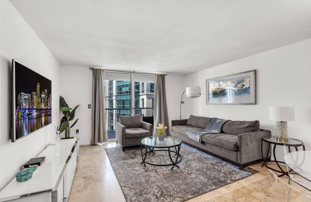 Stylish 1BR Brickell Retreat | Walk to Everything