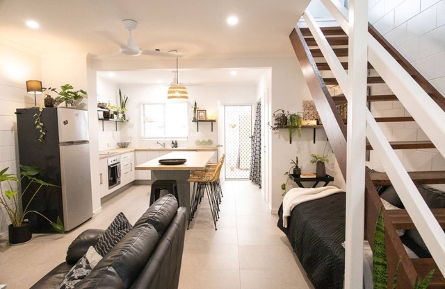 Stylish 2 bedroom townhouse in quiet location, perfect home away from home!