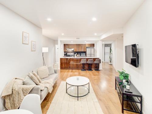 Stylish 2BR Apt in Downtown MTL
