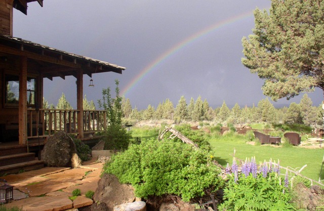 Stylish Bend Mountain View Home