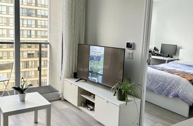 Stylish Condo in the Heart of the City