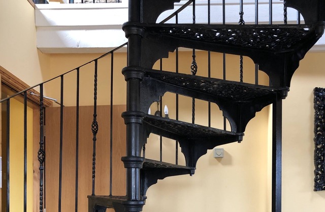 Stylish duplex in heart of town