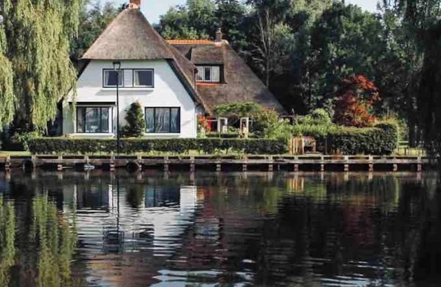 Stylish family home “De Kraggehof”