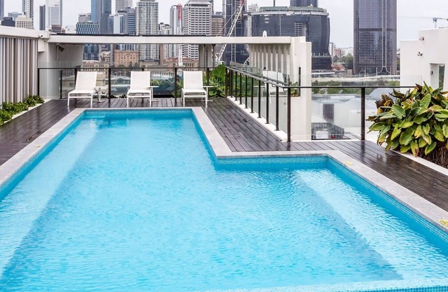 Stylish Inner City Oasis w Pool Rooftop Terrace