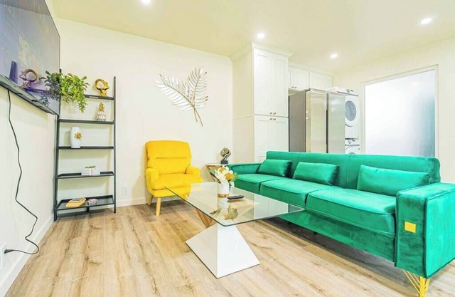 Stylish Modern Retreat Near LA Top Attractions #5