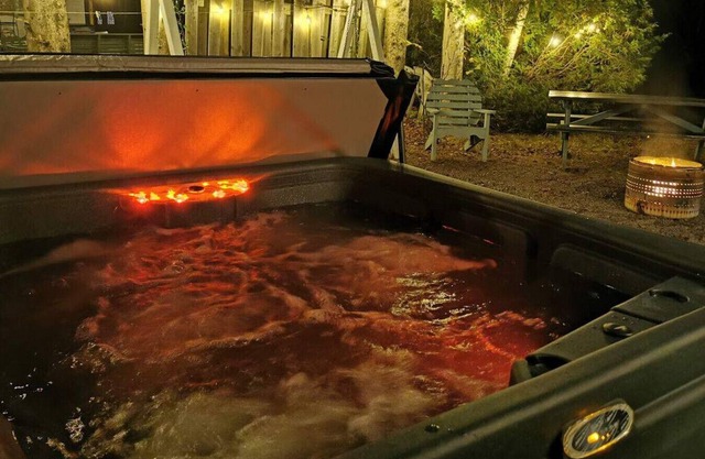 Stylish refuge near Massif & MSA with spa+bbq+fire