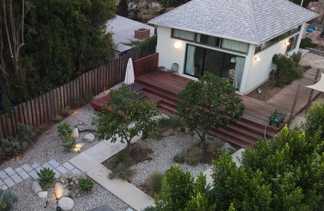 Stylish & Serene Eagle Rock Casitan