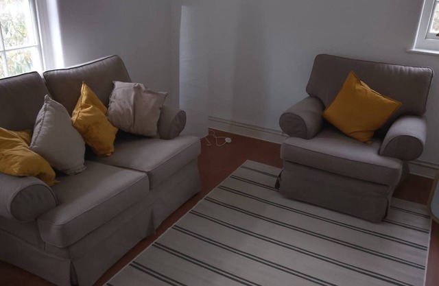 Stylish Shoreditch apartment modern comfort in the heart of London. Pet friendly