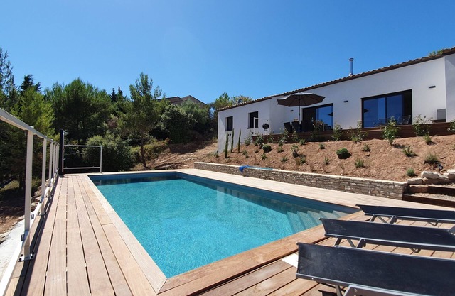 Stylish villa in Beaufort with private pool