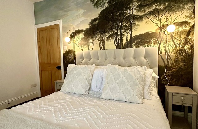 Stylish Yorkshire Dales Cottage: close to Skipton,walks,fireplace,dog friendly!
