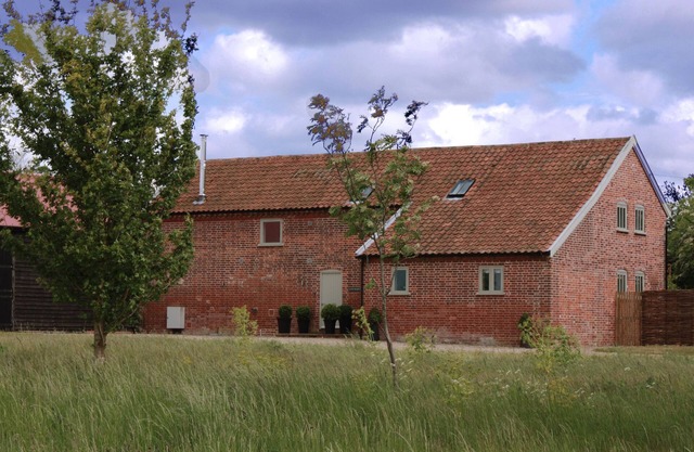 Stylishly Appointed, Peaceful Countryside