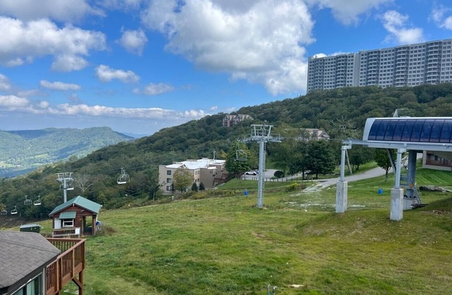 Sugar Ski Premium Powder Haus Two Bedroom - Unit 324