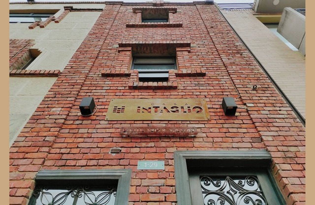 Suitable with terrace and coworking in downtown Candelaria, meters away from Chorro de Quevedo.