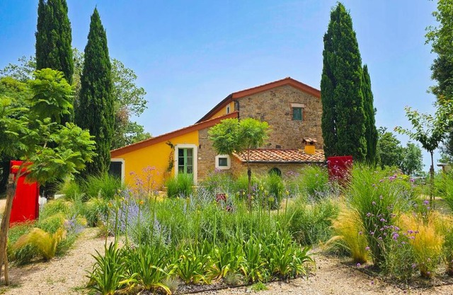 Suite immersa nel Giardino Emozionale della Gualda Vecchia, SPA all'aperto esclusiva a pagamento