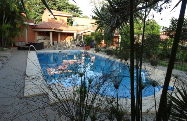 SUITES AND APARTMENTS MERLYN AEROPUERTO # 17, OASIS DE PAZ