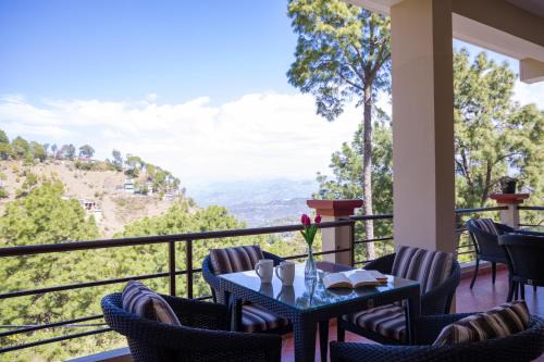 Sukhmani Cottage Royal Suite With Picturesque Terrace, Common Garden & Views